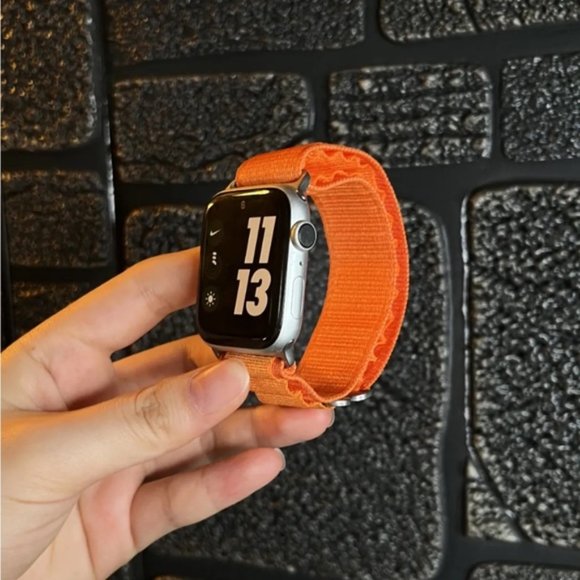 NEW ORANGE Loop Adjustable Strap for Apple Watch - Picture 3 of 8